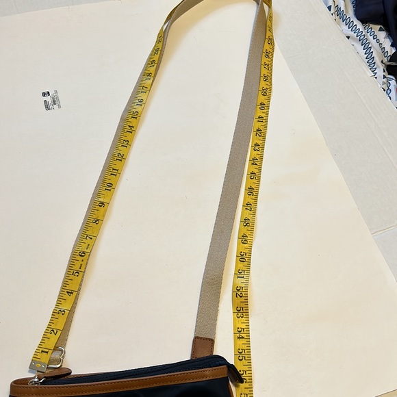 Michael Kors crossbody - Picture 7 of 13